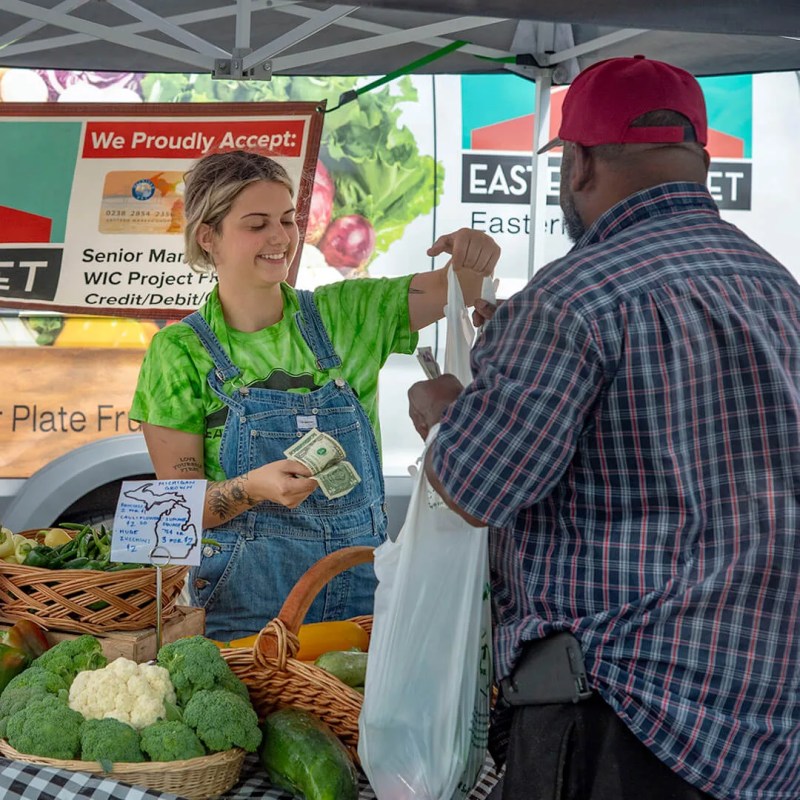 Michigan Mingling: 15 Cheap and Free Places to Make Friends This Summer