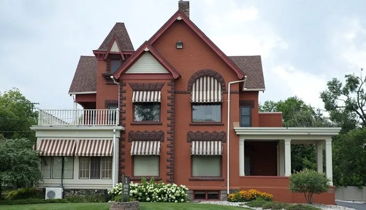 Exploring The 8 Oldest Buildings In Lansing